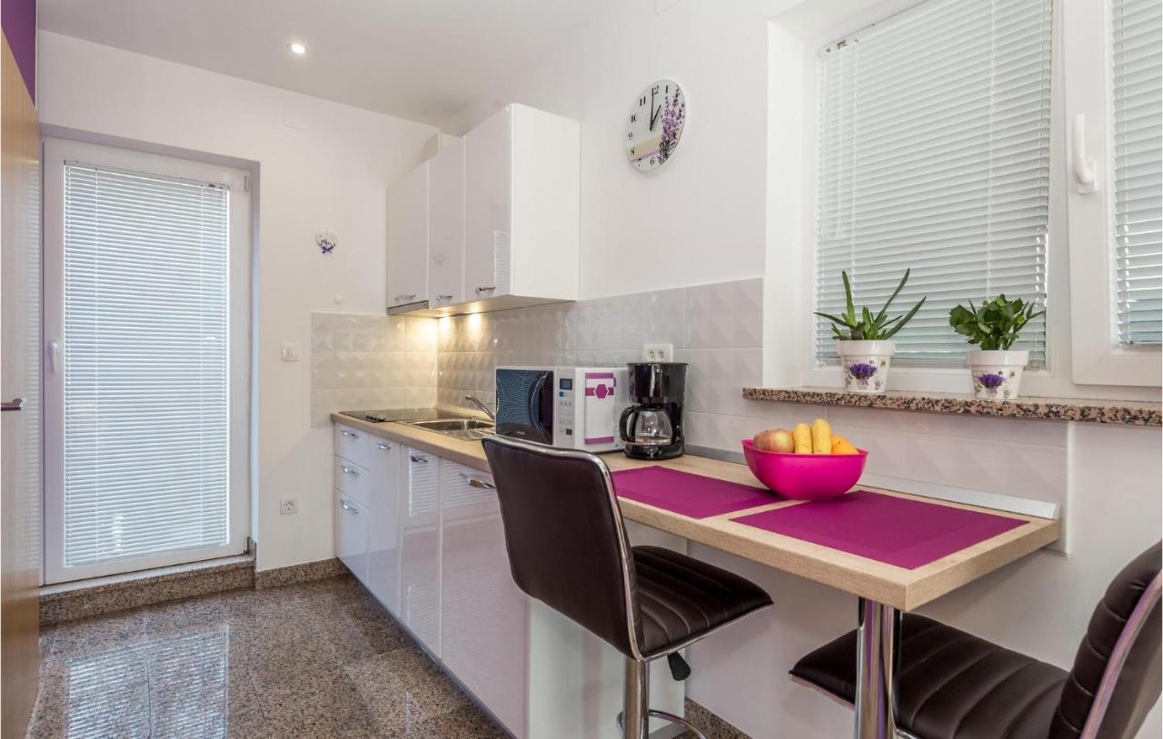 Nice Apartment In Rukavac With Kitchen Esterno foto