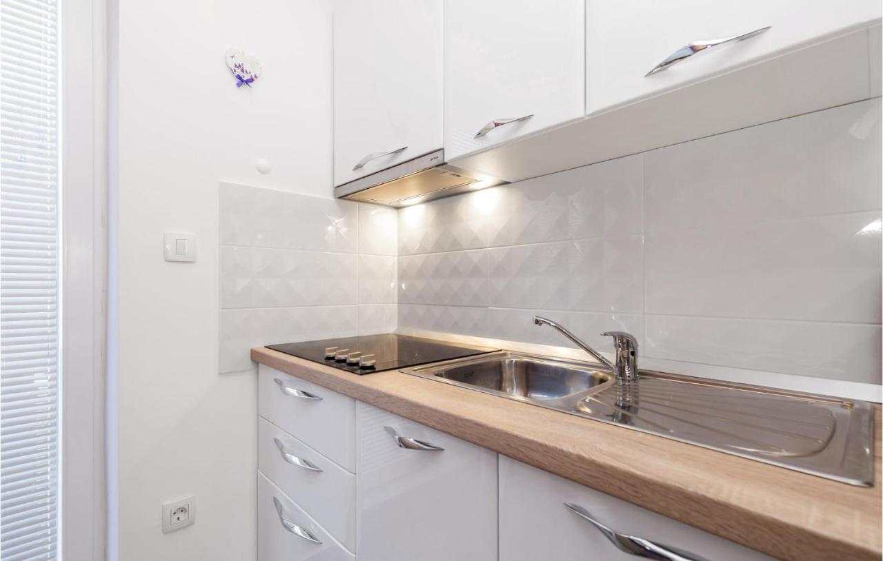 Nice Apartment In Rukavac With Kitchen Esterno foto
