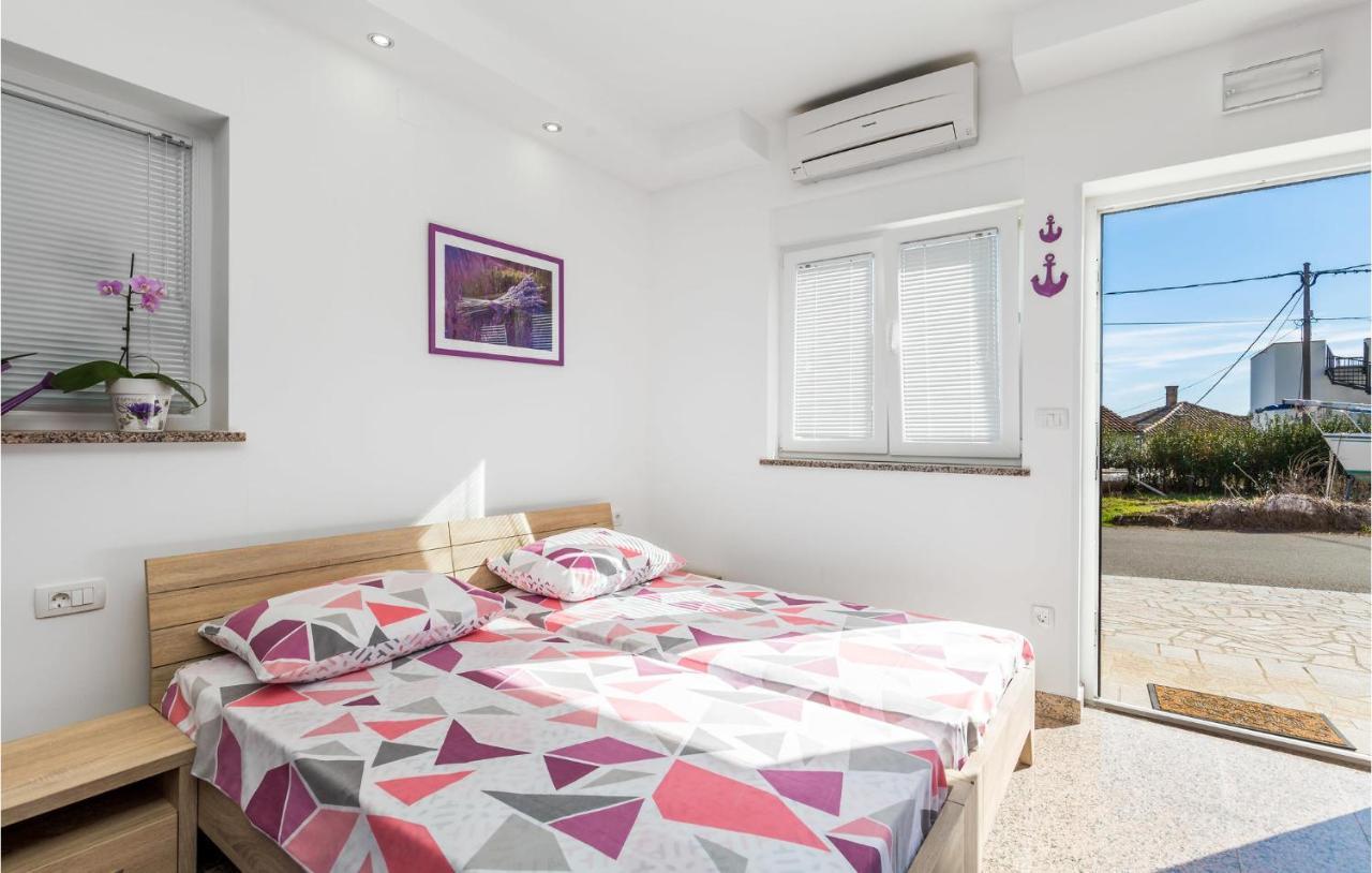 Nice Apartment In Rukavac With Kitchen Esterno foto